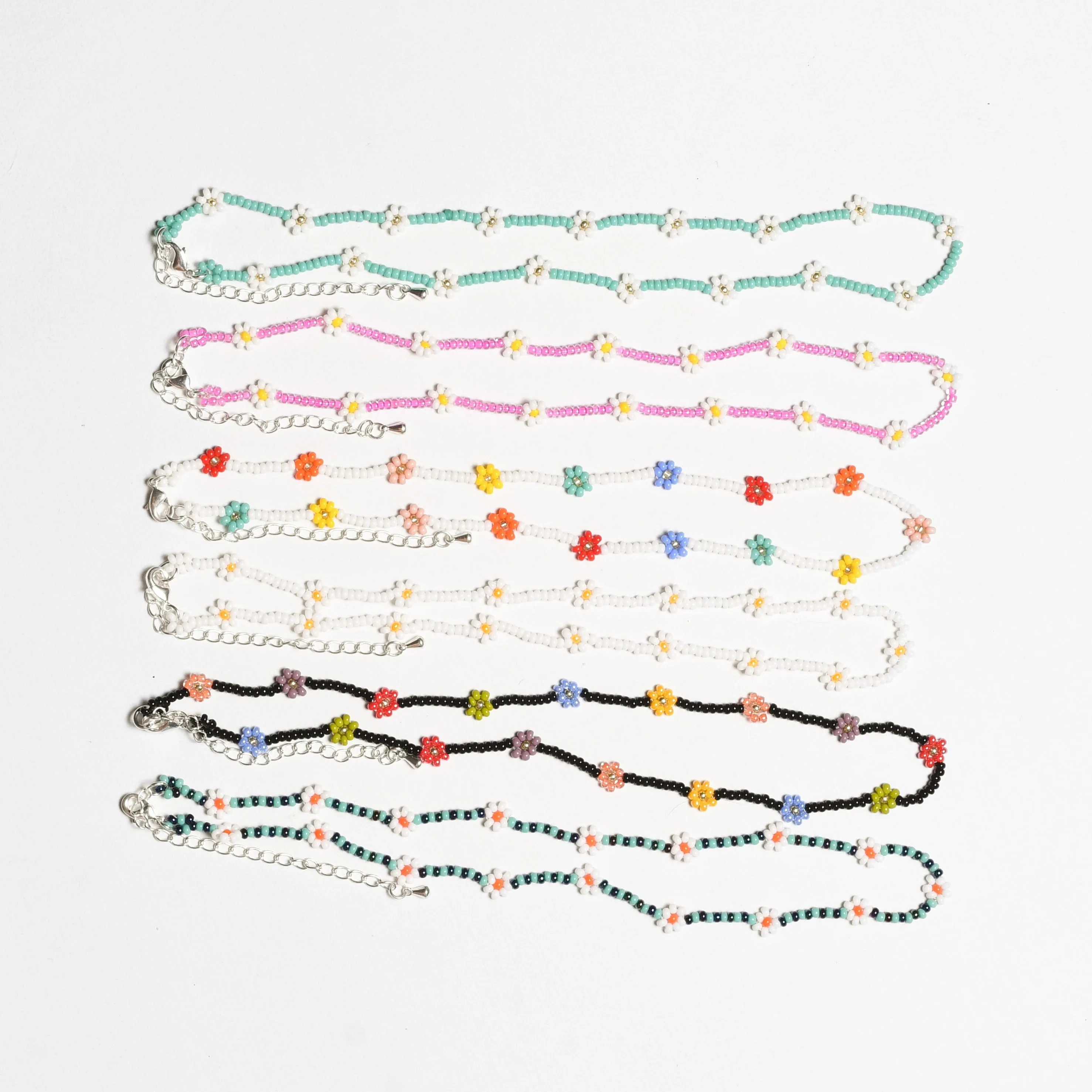 Daisy Seed Bead Choker - Guatemala