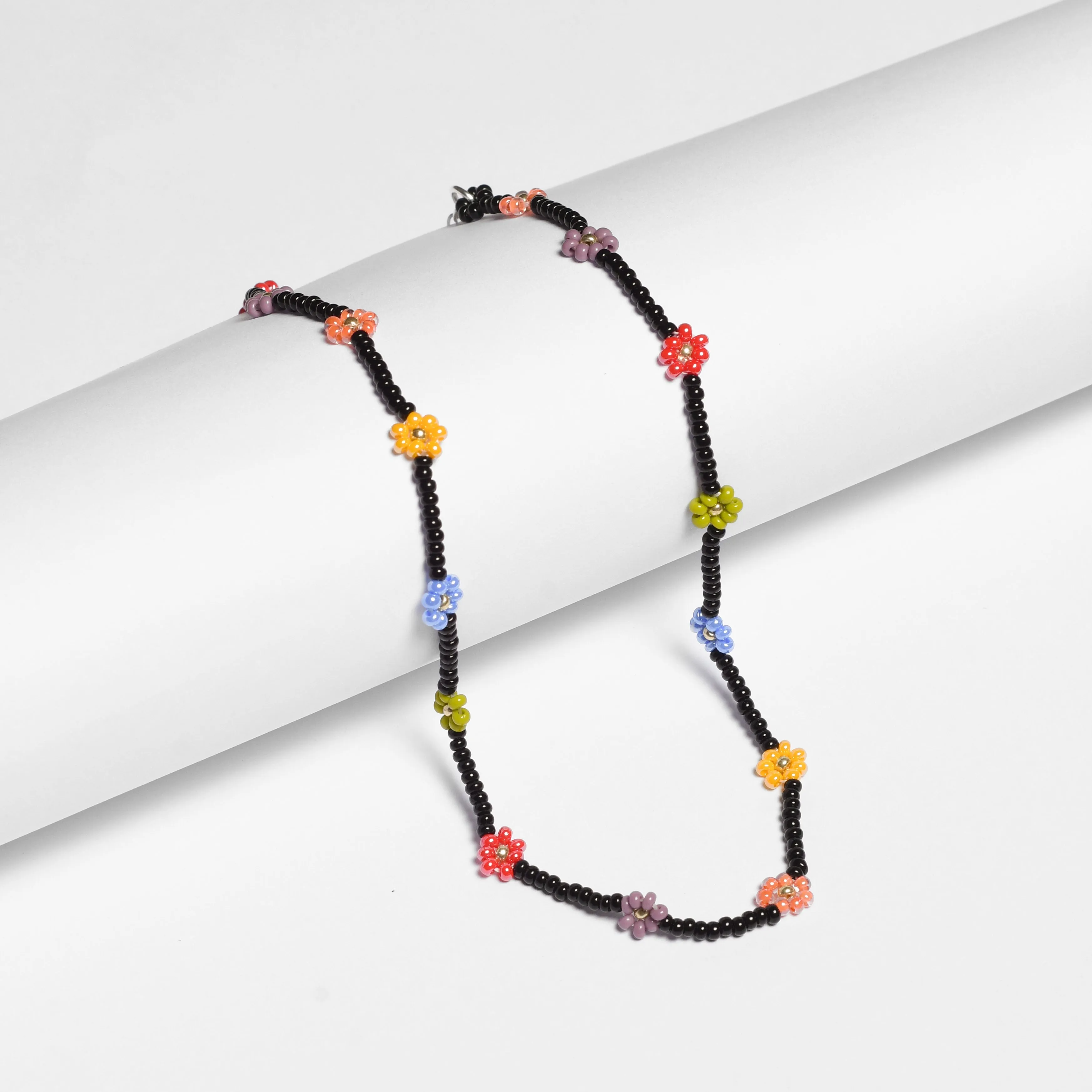 Daisy Seed Bead Choker - Guatemala