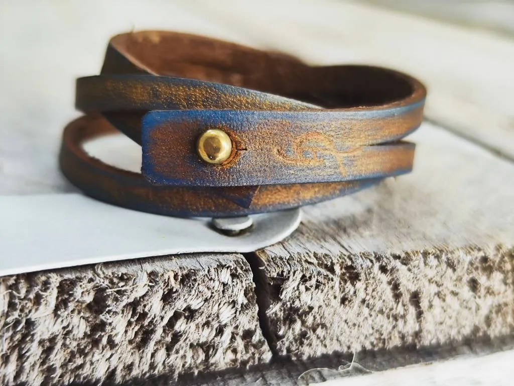 Double Loop Brown Leather Bracelet with Blue and Gold Wash - Unique and Versatile Design