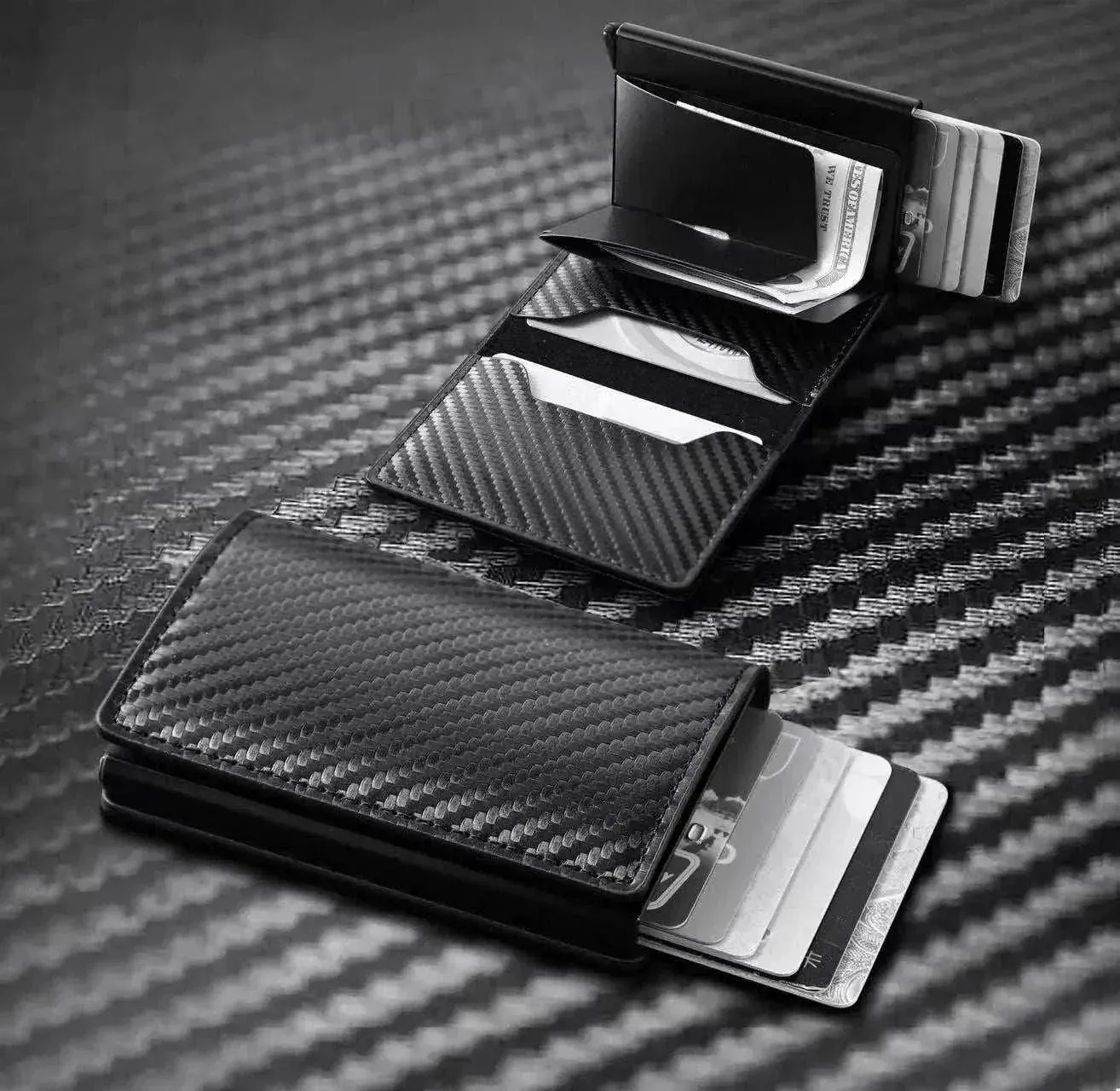 ID Credit Card holder - Durable and Compact Wallet - MCW007